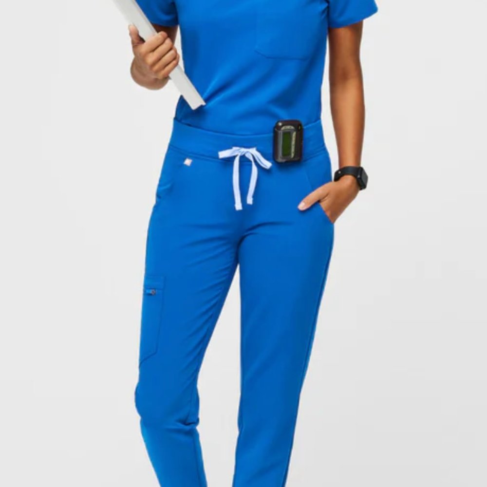 FIGS Women’s Royal Blue Zamora - Jogger Scrub Pants size M